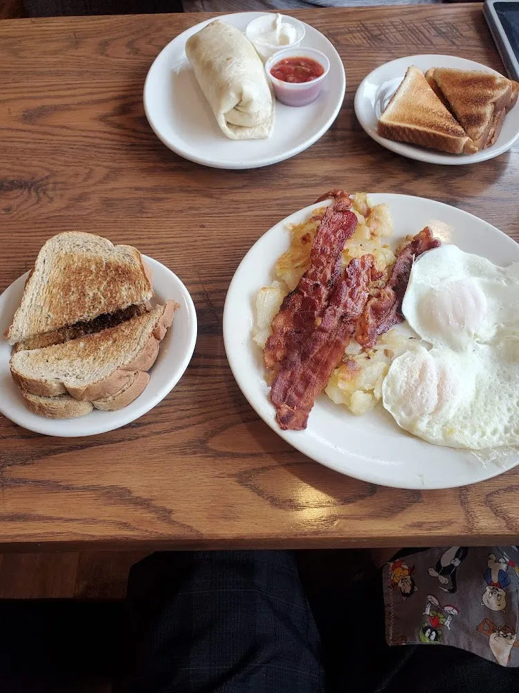 2 Eggs and Toast with Home Fries
